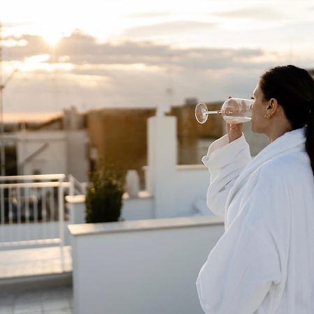 בארי Aurluna Luxury Suites מראה חיצוני תמונה