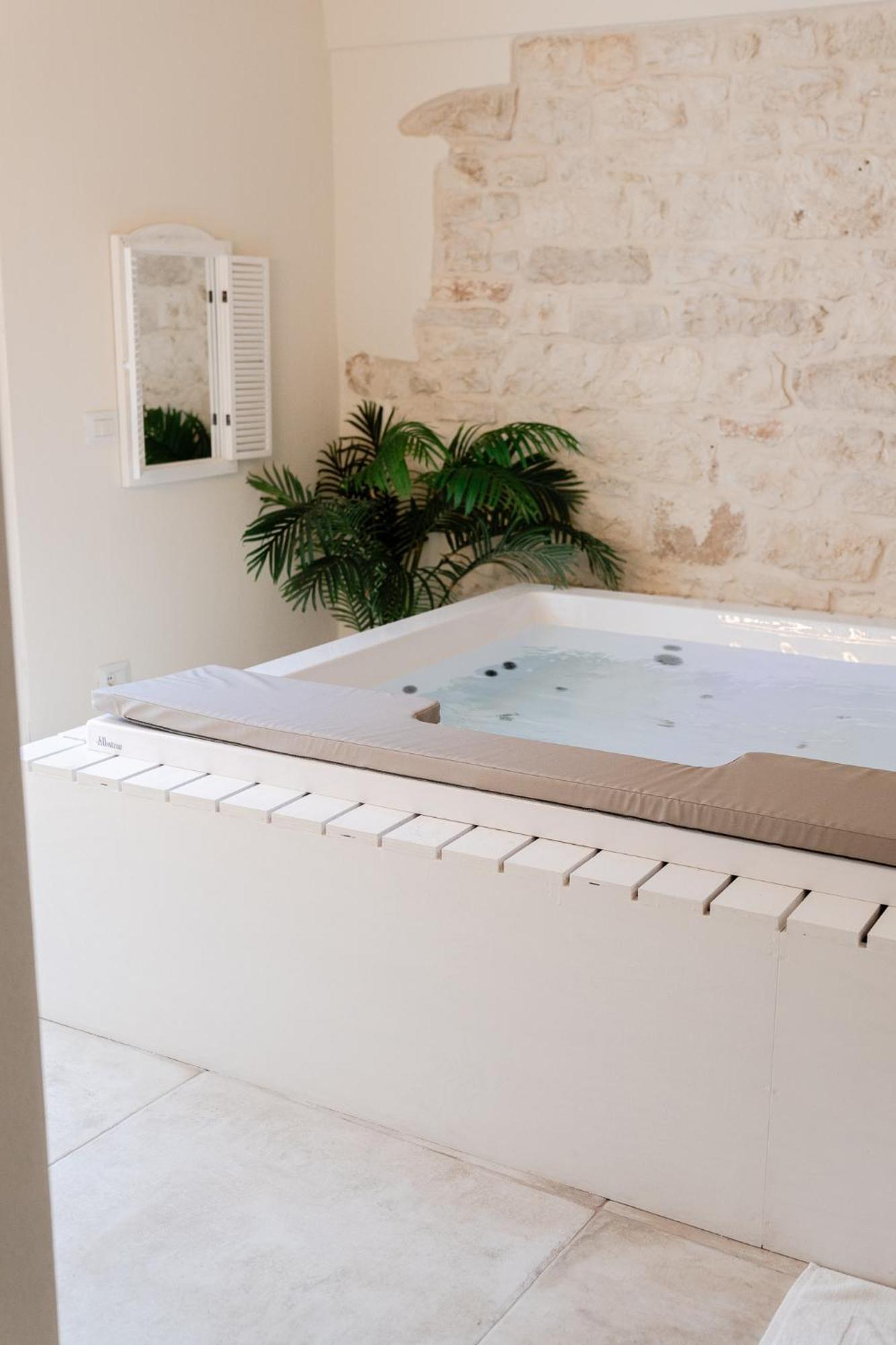 בארי Aurluna Luxury Suites מראה חיצוני תמונה