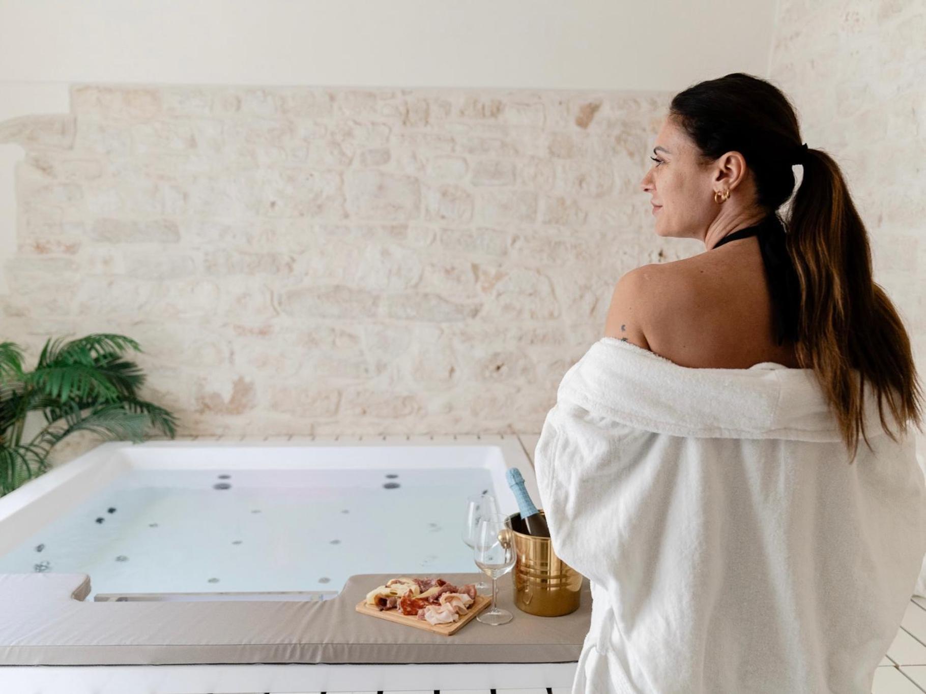 בארי Aurluna Luxury Suites מראה חיצוני תמונה