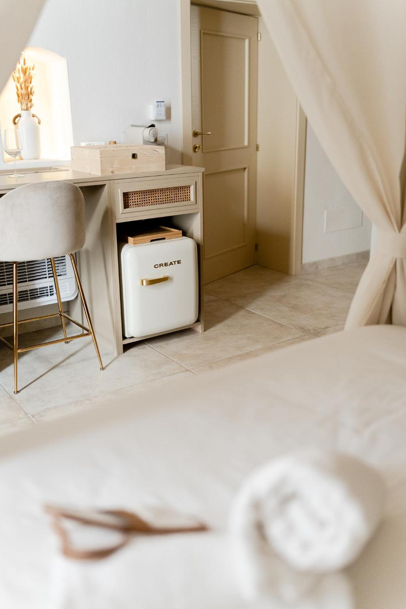 בארי Aurluna Luxury Suites מראה חיצוני תמונה