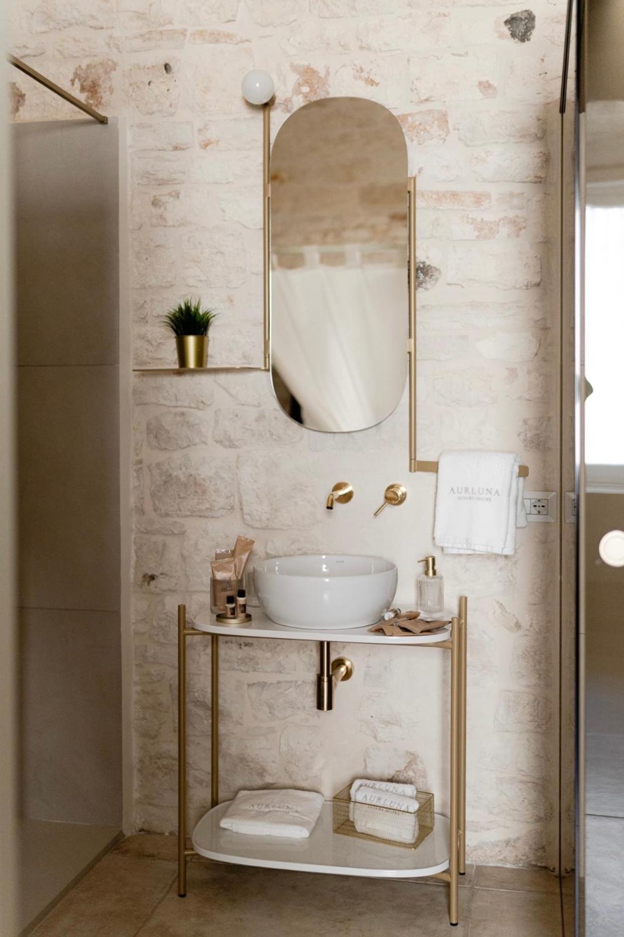 בארי Aurluna Luxury Suites מראה חיצוני תמונה