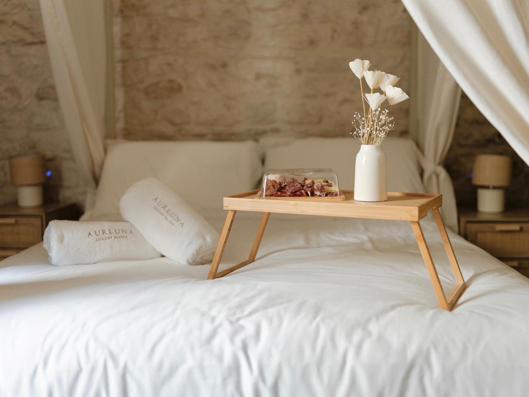 בארי Aurluna Luxury Suites מראה חיצוני תמונה