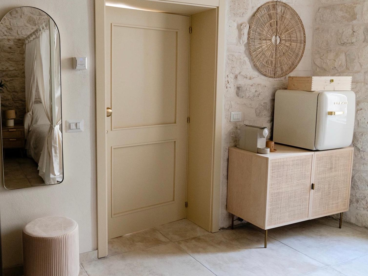בארי Aurluna Luxury Suites מראה חיצוני תמונה