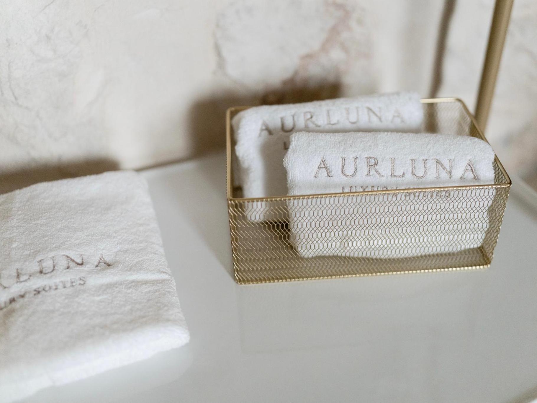 בארי Aurluna Luxury Suites מראה חיצוני תמונה